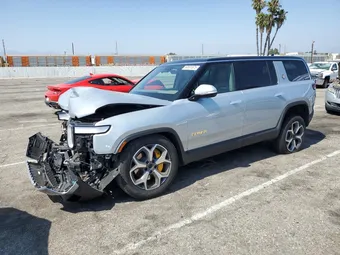 2024 Rivian R1S 7PDSGABAXRN033175