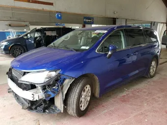 2021 Chrysler Voyager 2C4RC1CG0MR580231