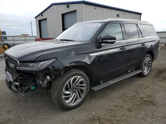 2025 Lincoln Navigator 5LMJJ2LG2SEL06475