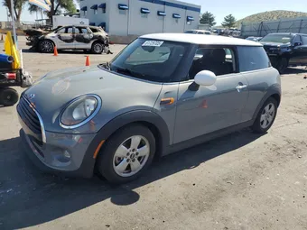 2016 Mini Cooper WMWXP5C57G2D15102
