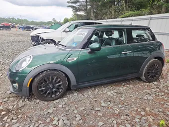 2018 Mini Cooper WMWXP5C59J2G62373