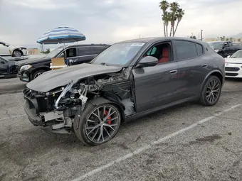 2023 Maserati Grecale ZN682AVM5P7432114