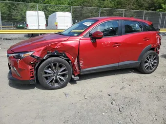 2018 Mazda CX-3 JM1DKFC7XJ0315915