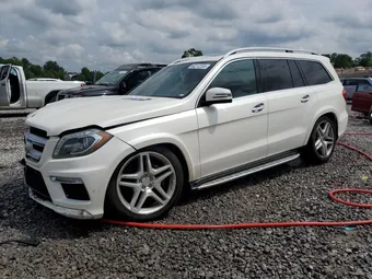 2016 Mercedes-Benz GL-Class 4JGDF7DE7GA685807