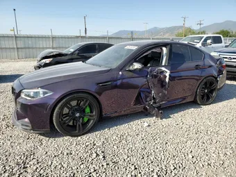 2014 BMW M5 WBSFV9C51ED593593