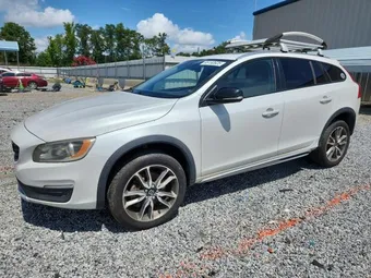 2015 Volvo V60 YV4612HK4F1001189