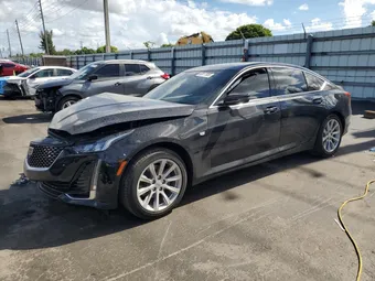2022 Cadillac CT5 1G6DW5RK6N0135799