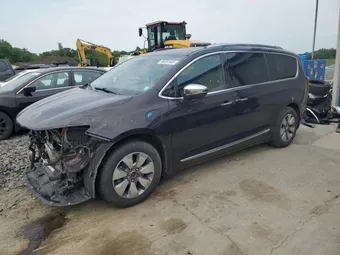 2018 Chrysler Pacifica Hybrid 2C4RC1N73JR278229
