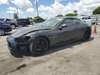 2015 Maserati Granturismo ZAM45VLA1F0136579