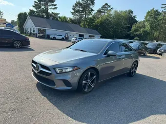 2019 Mercedes-Benz A-Class WDD3G4EB7KW021444