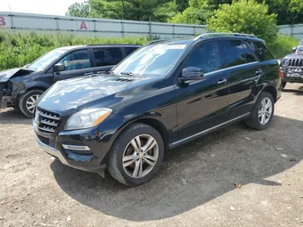 2015 Mercedes-Benz M-Class 4JGDA5HB5FA489317