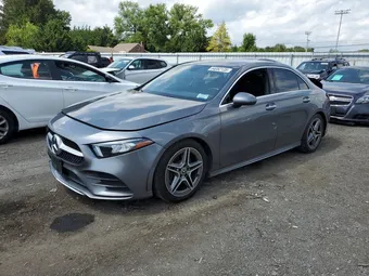 2020 Mercedes-Benz A-Class WDD3G4FB5LW040364