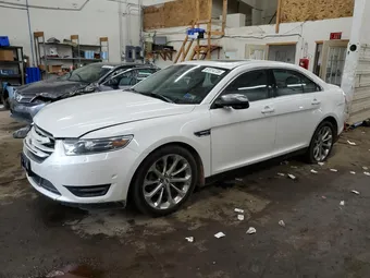 2016 Ford Taurus 1FAHP2J83GG108649