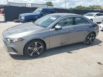 2020 Mercedes-Benz A-Class W1K3G4EB7LJ214210
