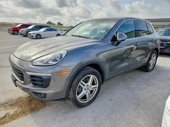 2016 Porsche Cayenne WP1AA2A24GLA03925