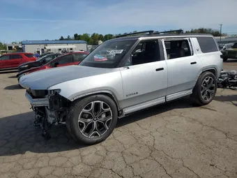 2025 Rivian R1S 7PDSGBBA3SN052033