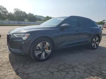 2022 Audi e-tron WA1LAAGE5NB010563
