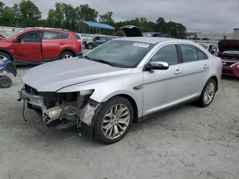 2019 Ford Taurus 1FAHP2F82KG106635