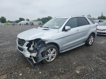 2014 Mercedes-Benz M-Class 4JGDA5HB9EA425053