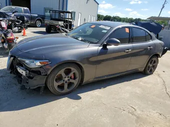 2019 Alfa Romeo Giulia ZARFAMAN8K7602959