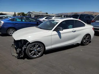 2016 BMW M2 WBA1J7C58GV359687