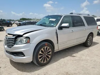 2016 Lincoln Navigator 5LMJJ3HT7GEL08130