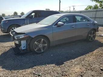2020 Mercedes-Benz A-Class W1K3G4FBXLW047777