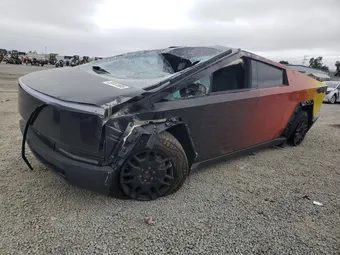 2024 Tesla Cybertruck 7G2CEHEE0RA017195