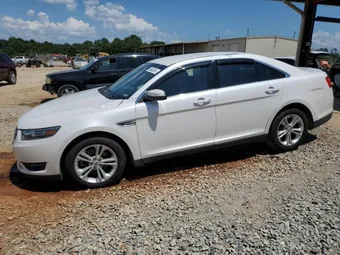 2018 Ford Taurus 1FAHP2E80JG132098