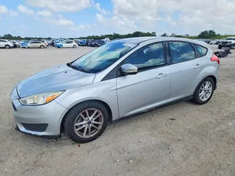 2016 Ford Focus 1FADP3K20GL359456