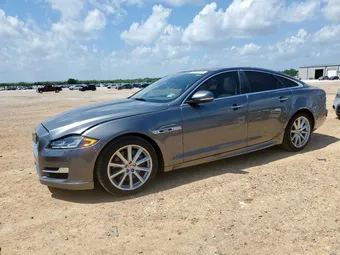 2017 Jaguar XJ SAJWA1C74H8W09063