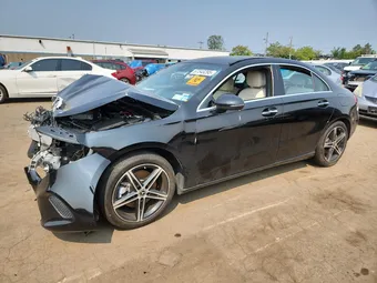 2022 Mercedes-Benz A-Class W1K3G4FBXNJ364183