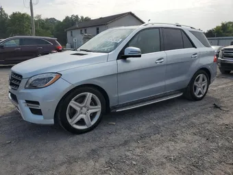 2015 Mercedes-Benz M-Class 4JGDA5GB9FA465426