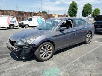 2015 Honda Accord 1HGCR2F55FA135593