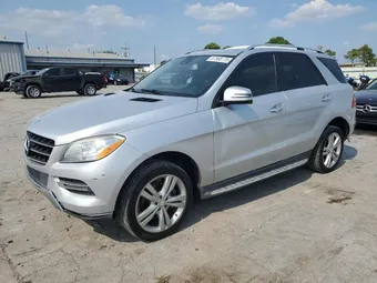 2015 Mercedes-Benz M-Class 4JGDA5JB2FA471643