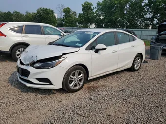 2018 Chevrolet Cruze 1G1BE5SM0J7184560