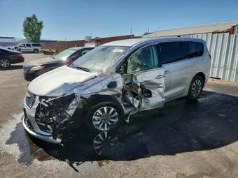 2024 Chrysler Pacifica Hybrid 2C4RC1S75RR181193