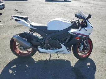 2025 Suzuki GSXR600 JS1GN7FA7S7100061