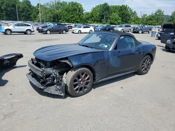 2018 Fiat 124 Spider JC1NFAEK8J0140395