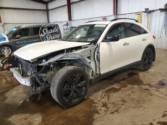 2015 Infiniti QX70 JN8CS1MW7FM481303