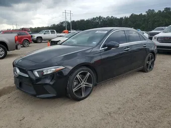 2022 Mercedes-Benz A-Class W1K3G4EB7NJ335564
