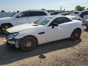 2019 Mercedes-Benz SLC WDDPK3JA8KF163227