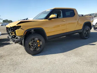 2023 Rivian R1T 7FCTGAAA8PN022857