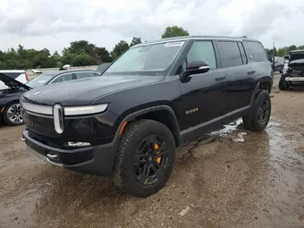 2023 Rivian R1S 7PDSGABA8PN017408