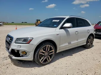 2016 Audi SQ5 WA1CCAFP5GA130143