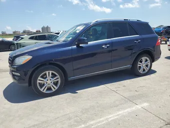 2015 Mercedes-Benz M-Class 4JGDA5JB5FA593025