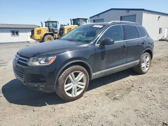2014 Volkswagen Touareg WVGEP9BP8ED007483