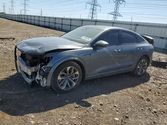 2021 Audi e-tron WA12AAGEXMB003554