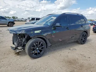 2022 BMW X7 5UXCX6C09N9M37665