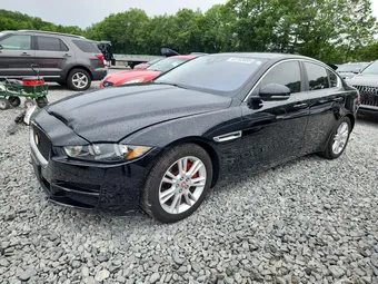 2017 Jaguar XE SAJAD4BNXHA968641